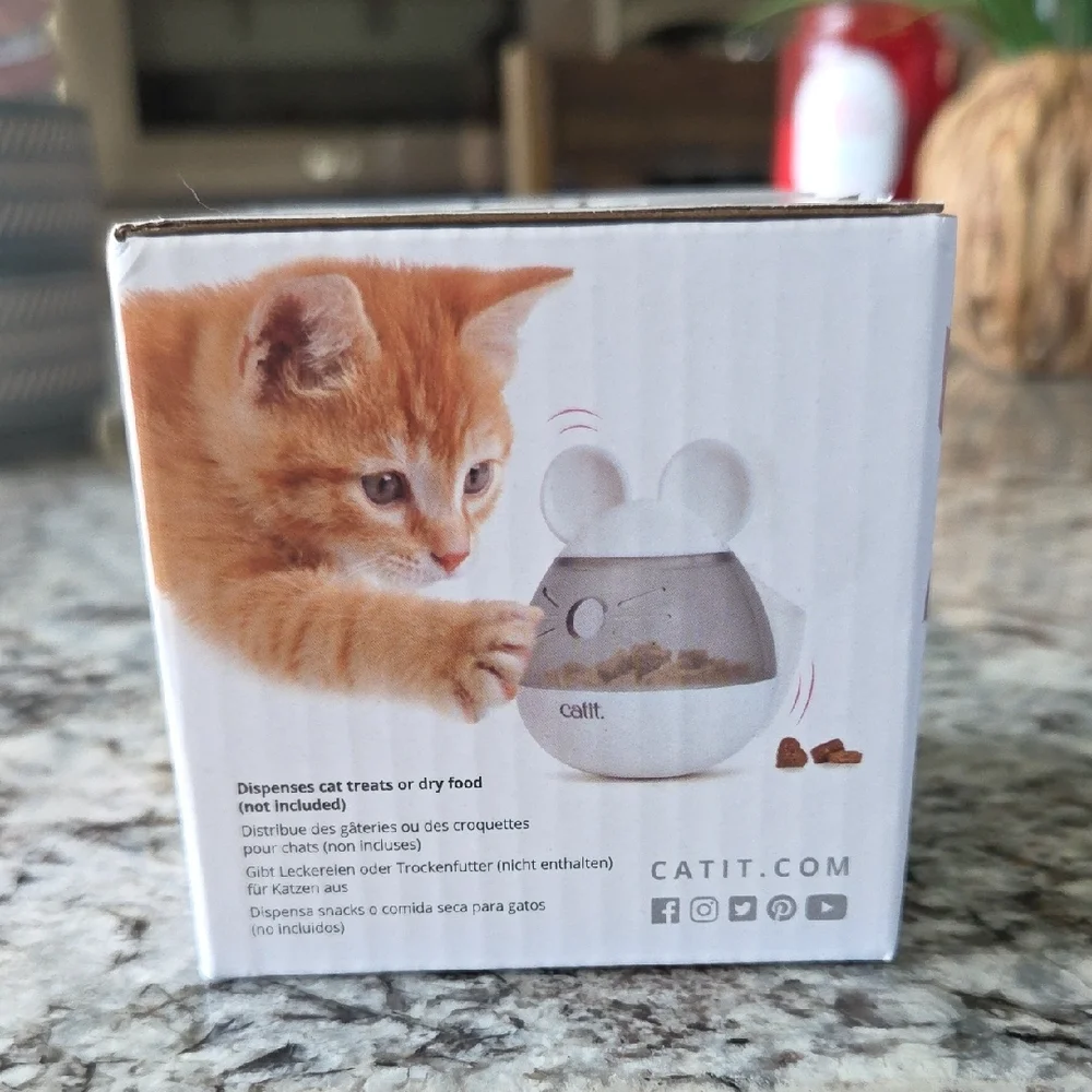 Pixi Catit Treat Dispenser